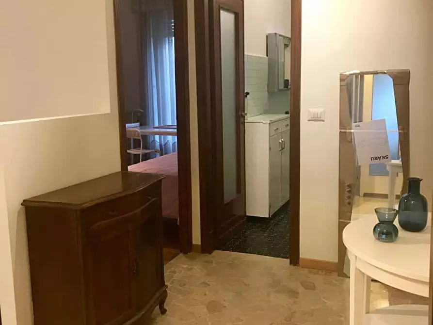 Immagine 9 di Camera in affitto  in Via Adeodato Ressi7a a Milano