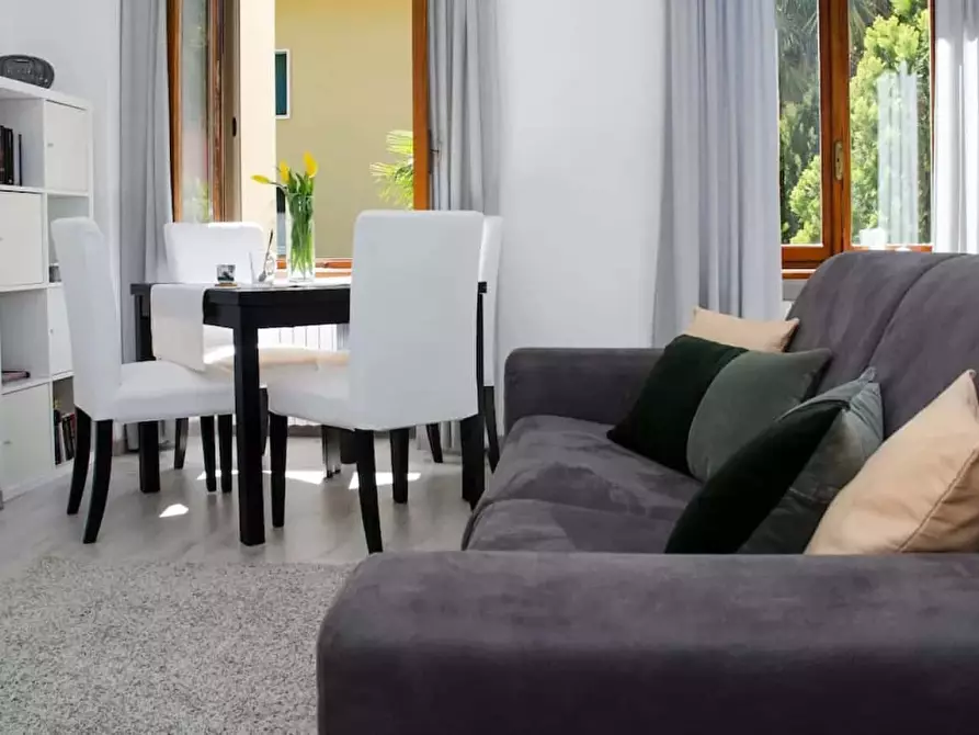 Immagine 4 di Appartamento in affitto  in Via Coloniola a Como