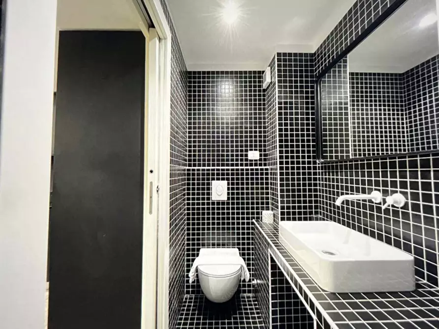 Immagine 7 di Appartamento in affitto  in Via Lazzaro Palazzi2 a Milano