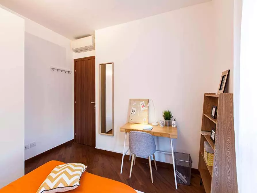 Immagine 2 di Camera in affitto  in Via Privata S. Martiniano1 a Milano