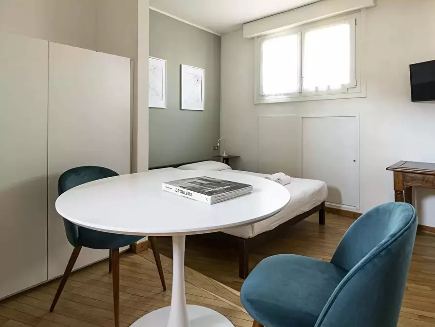 Immagine 8 di Appartamento in affitto  in Corso Venezia6 a Milano