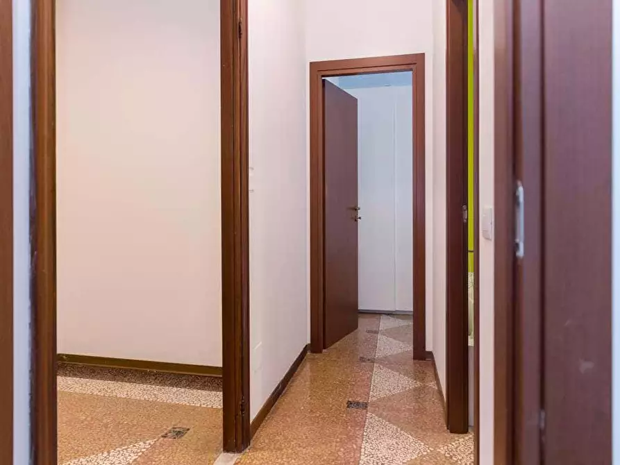 Immagine 19 di Camera in affitto  in Viale Giovanni Vicini20 a Bologna