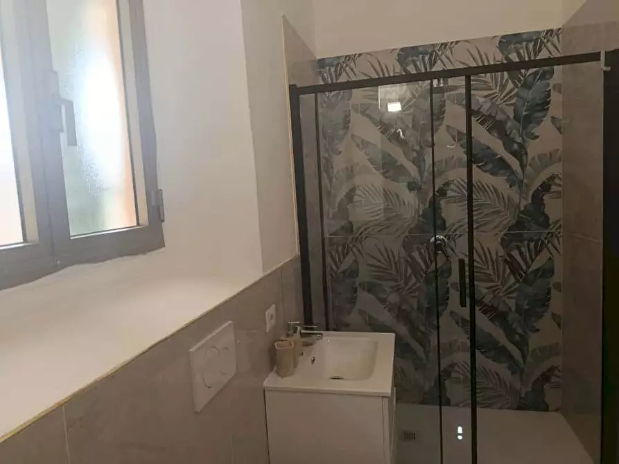 Immagine 10 di Camera in affitto  in Via Francesco Calzolari21 a Firenze