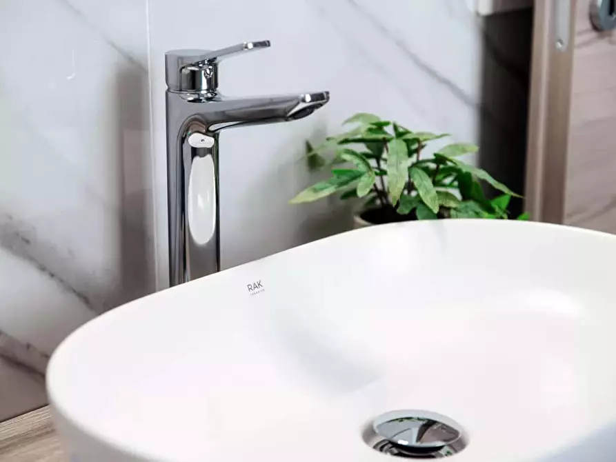 Immagine 22 di Appartamento in affitto  in Via Bellinzona52 a Como