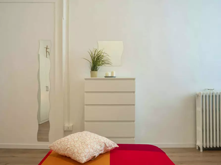 Immagine 3 di Camera in affitto  in Via Luigi Cibrario39 a Torino