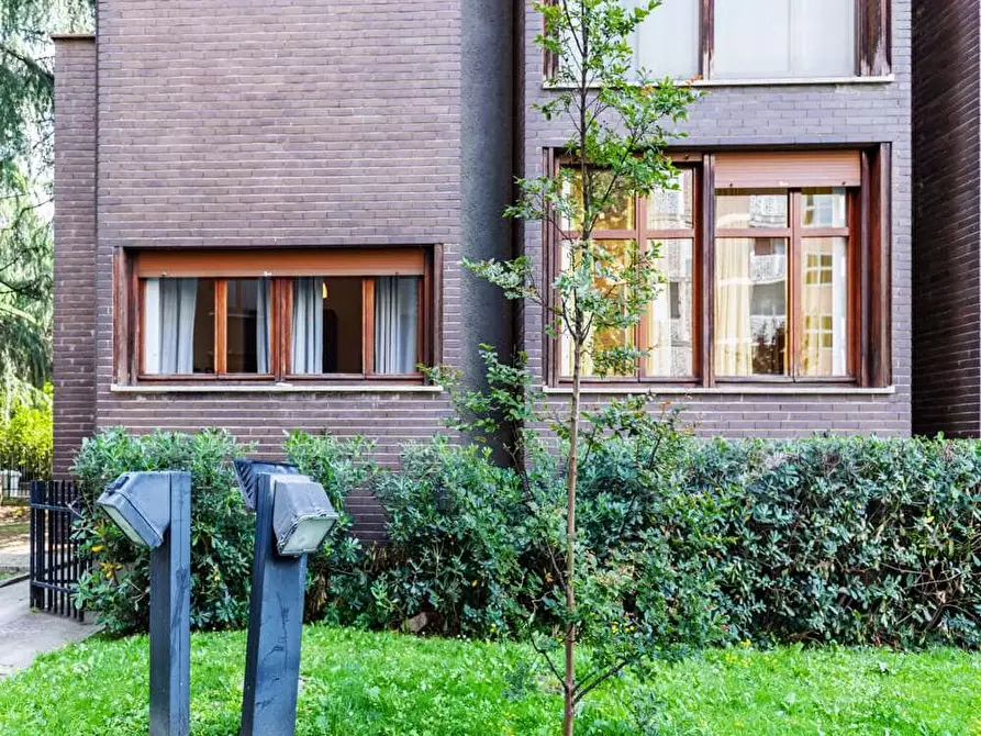 Immagine 11 di Camera in affitto  in Via Francesco de Sanctis76 a Milano