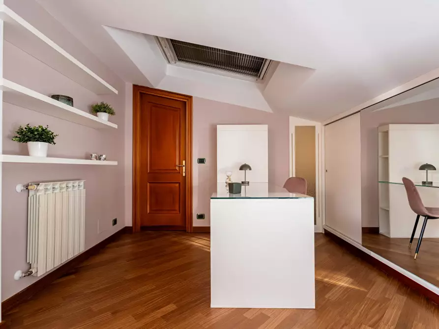 Immagine 69 di Appartamento in affitto  in Via Pietro de Francisci13 a Roma