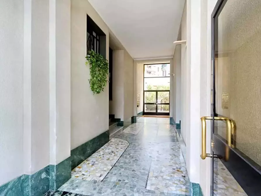 Immagine 18 di Appartamento in affitto  in Via Paolo Veronese a Milano