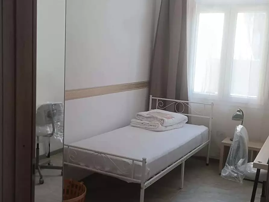 Immagine 1 di Camera in affitto  in Via Castellammare13 a Milano
