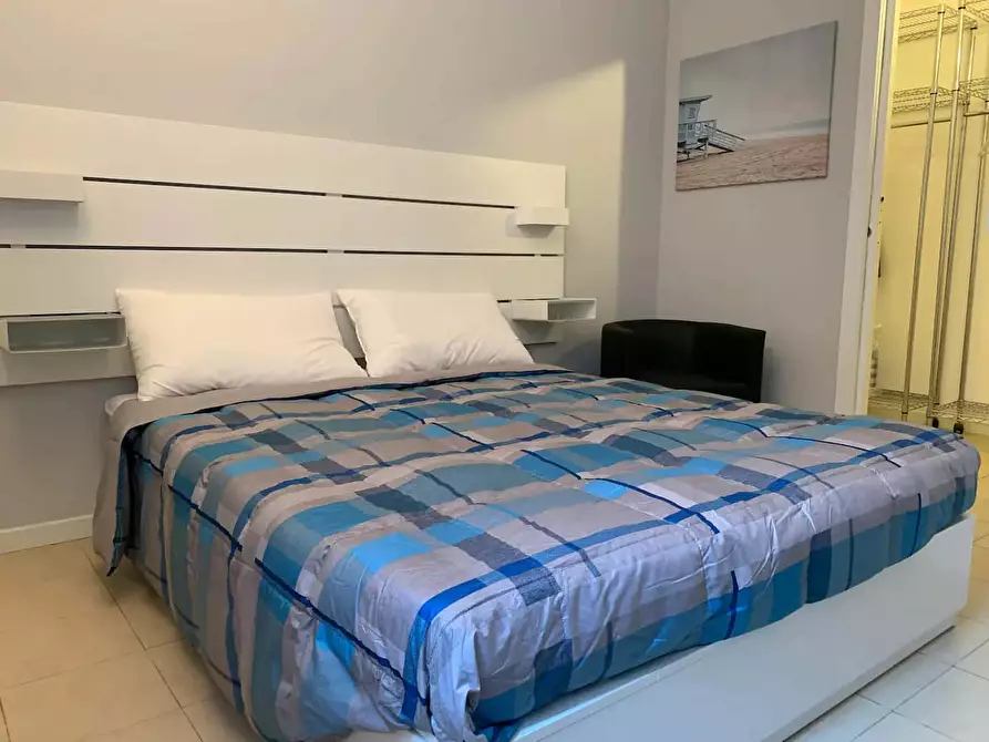 Immagine 11 di Appartamento in affitto  in Via Pietro Maroncelli11 a Milano
