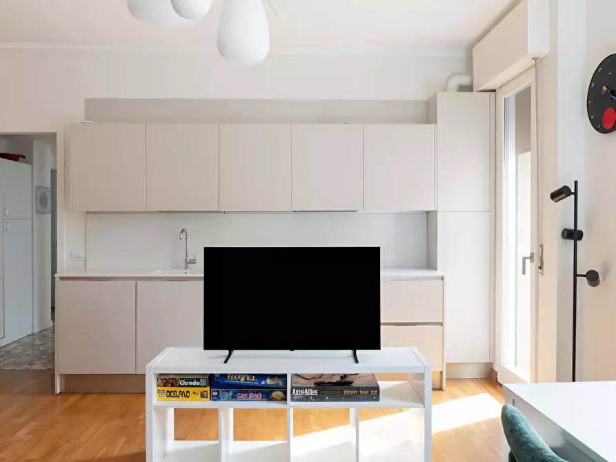 Immagine 2 di Appartamento in affitto  in Via Domodossola21 a Milano