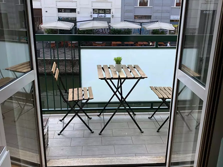 Immagine 8 di Appartamento in affitto  in Alzaia Naviglio Grande44 a Milano