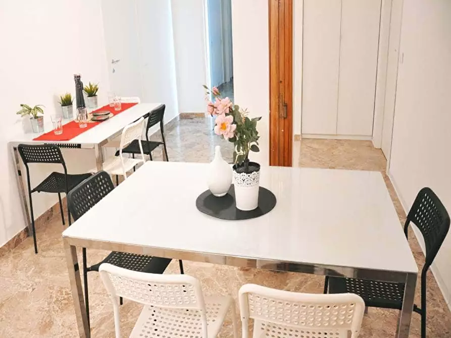 Immagine 37 di Camera in affitto  in Viale Molise65 a Milano