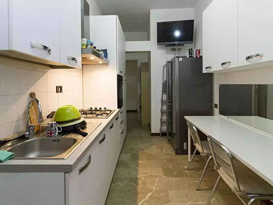 Immagine 5 di Camera in affitto  in Via Perugino a Milano