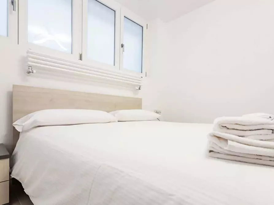 Immagine 17 di Appartamento in affitto  in Via Val Strona6 a Milano