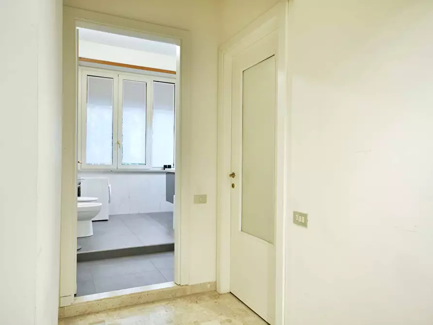 Immagine 8 di Appartamento in affitto  in Via Vincenzo Monti55 a Milano