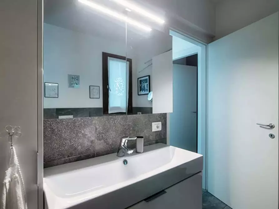 Immagine 61 di Appartamento in affitto  in Località Crotta a Argegno