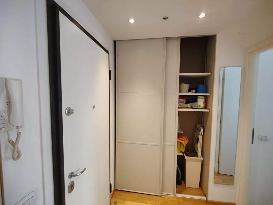 Immagine 4 di Appartamento in affitto  in Via Luigi Settembrini5 a Milano
