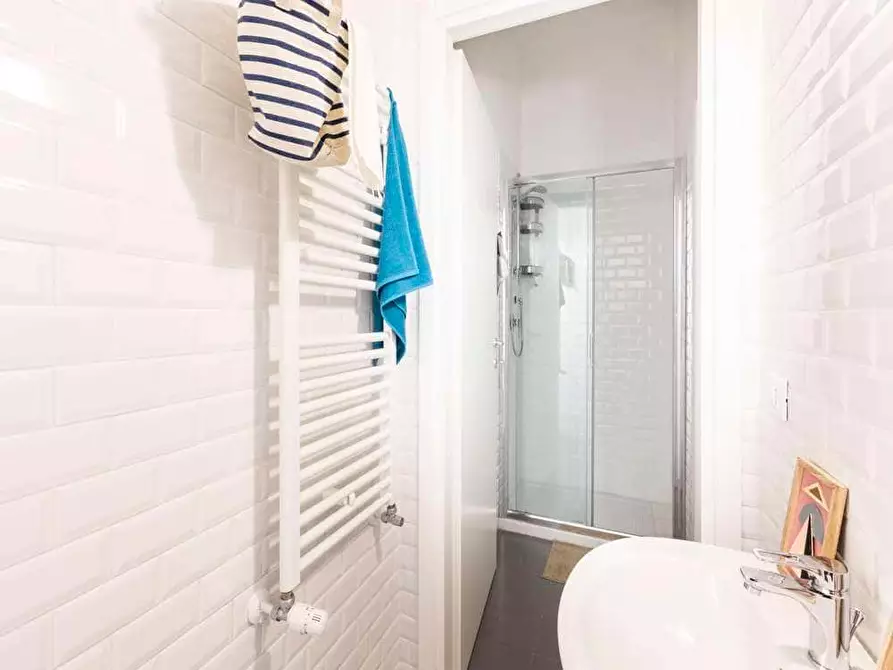 Immagine 9 di Camera in affitto  in Via San Fermo1 a Milano