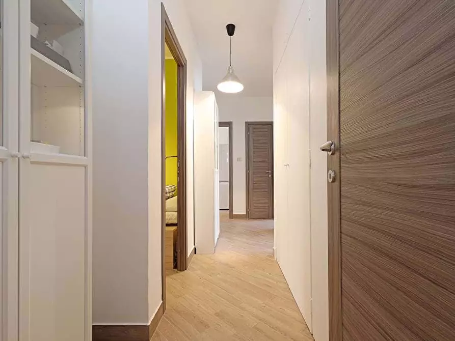 Immagine 24 di Camera in affitto  in Via Antonino Lo Surdo57 a Roma