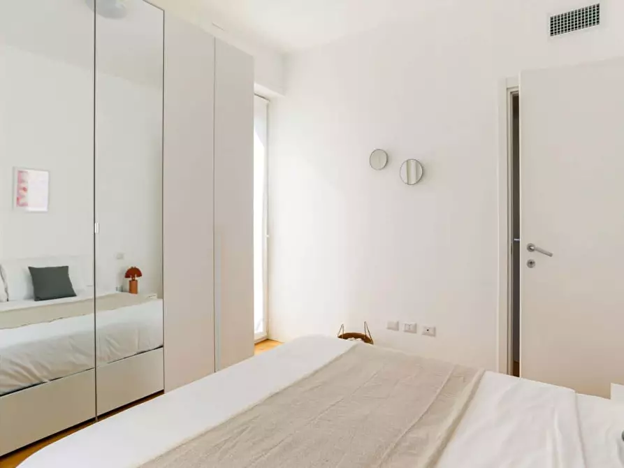 Immagine 28 di Appartamento in affitto  in Via Giovanni Battista Pergolesi a Milano