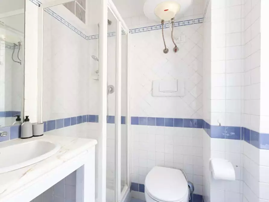 Immagine 13 di Appartamento in affitto  in Via Licia18 a Roma