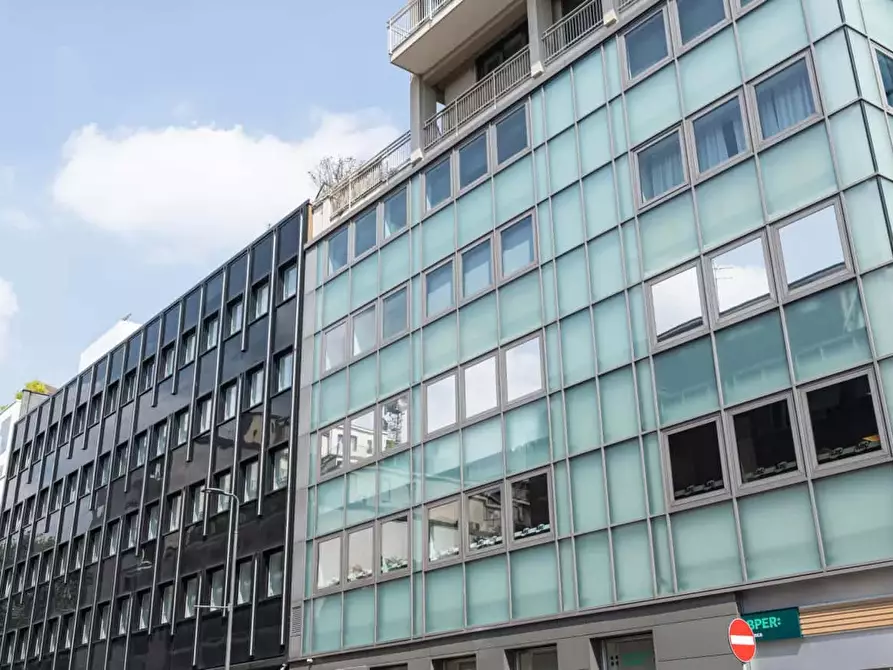 Immagine 48 di Appartamento in affitto  in Via Ippolito Rosellini2 a Milano