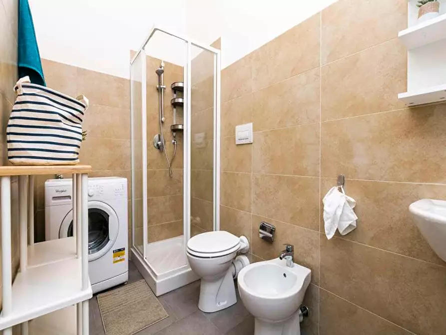 Immagine 35 di Camera in affitto  in Viale Beatrice D'Este4 a Milano