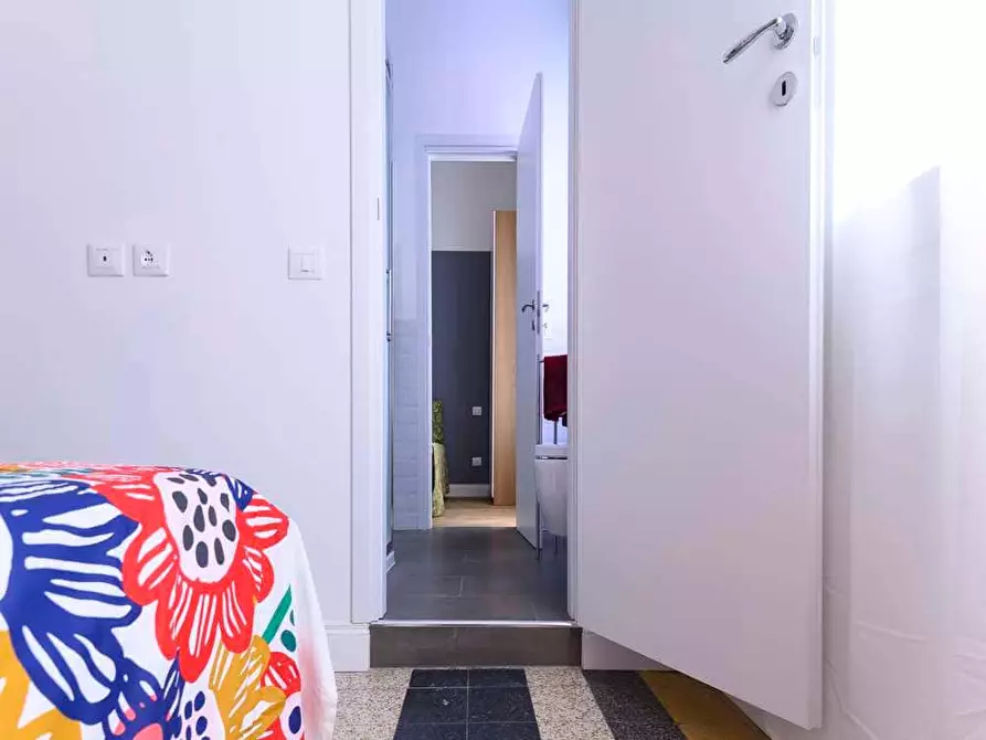 Immagine 5 di Camera in affitto  in Via Spalato2 a Milano