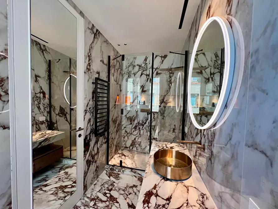 Immagine 35 di Appartamento in affitto  in Via Pietro Verri8 a Milano