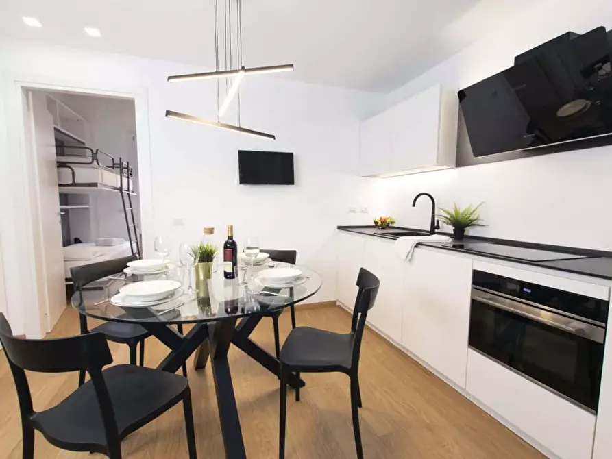 Immagine 12 di Appartamento in affitto  in Via Cicco Simonetta7 a Milano