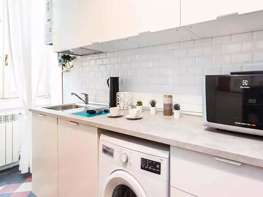 Immagine 16 di Camera in affitto  in Via San Marco20 a Milano