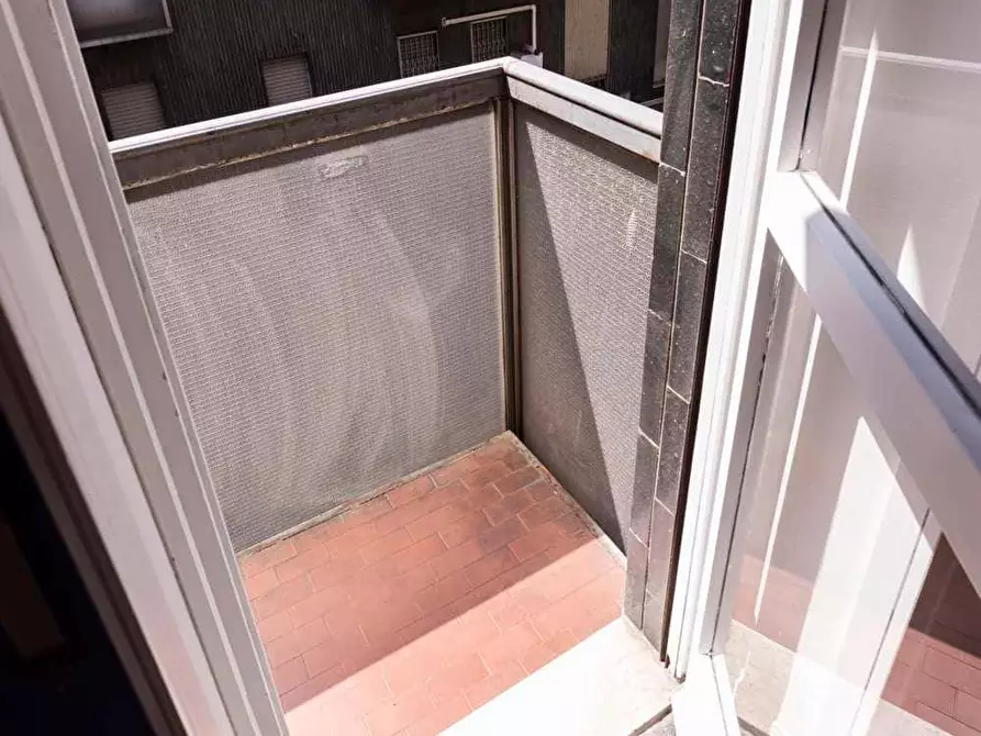 Immagine 33 di Camera in affitto  in Via Cosseria1 a Milano