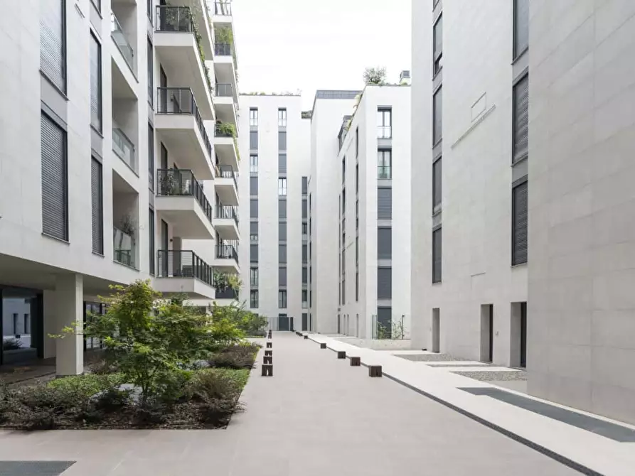 Immagine 33 di Appartamento in affitto  in Via Principe Eugenio3 a Milano