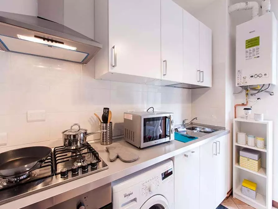 Immagine 35 di Camera in affitto  in Via Alessandro Astesani66 a Milano