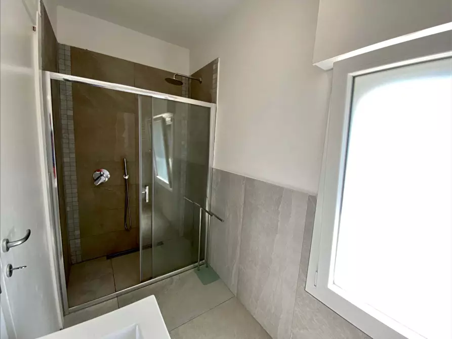 Immagine 8 di Appartamento in affitto  in Via Stendhal18 a Bologna