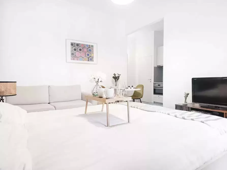 Immagine 5 di Appartamento in affitto  in Via Pompeo Litta7 a Milano