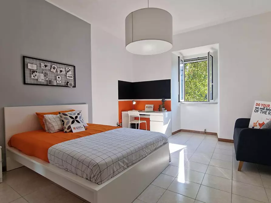 Immagine 6 di Camera in affitto  in Via Ostiense353 a Roma