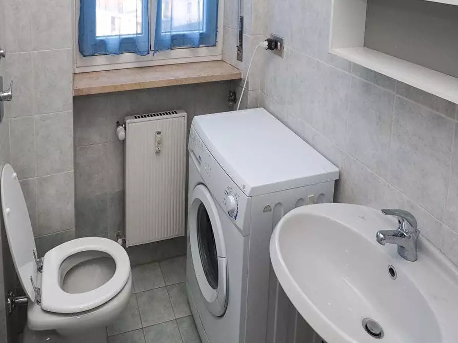 Immagine 12 di Camera in affitto  in Via Vincenzo Giordano Orsini18 a Milano