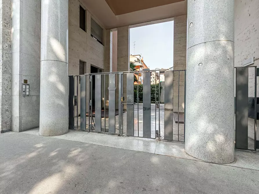 Immagine 16 di Appartamento in affitto  in Viale Molise46 a Milano