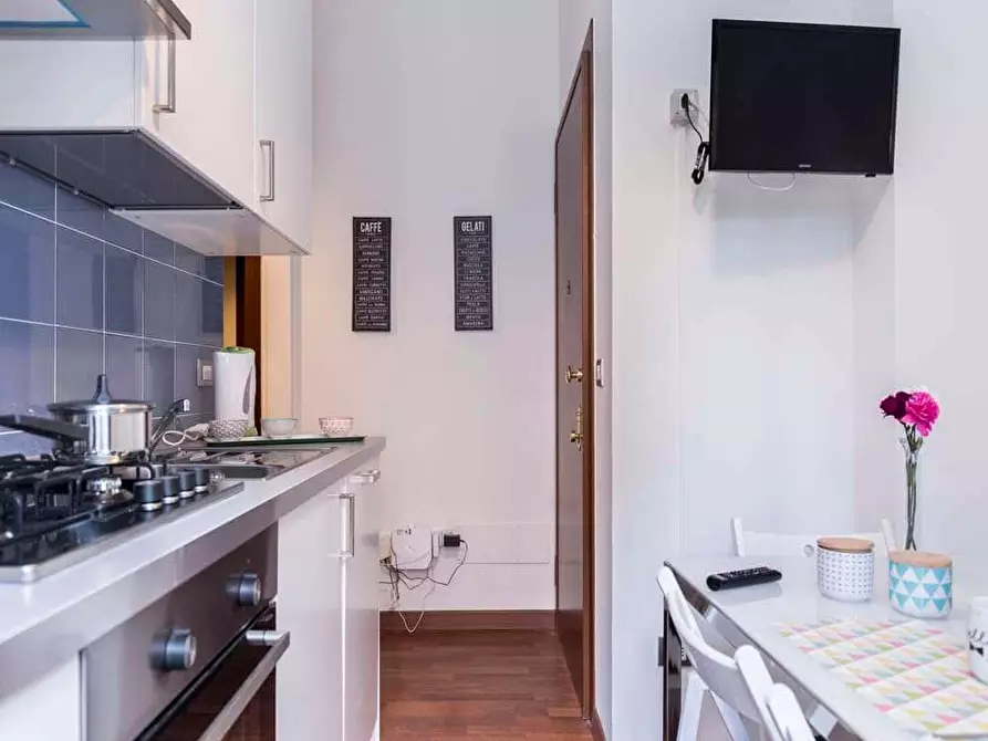 Immagine 24 di Camera in affitto  in Via Giuseppe Frua16 a Milano