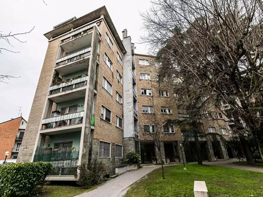 Immagine 8 di Camera in affitto  in Via Moncalvo31 a Milano