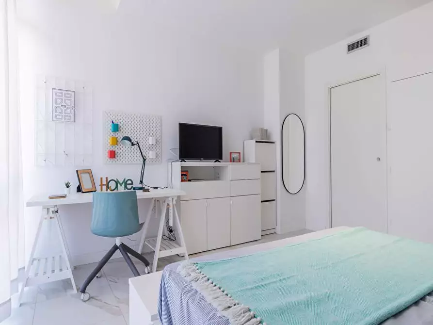 Immagine 9 di Camera in affitto  in Viale Bligny28 a Milano