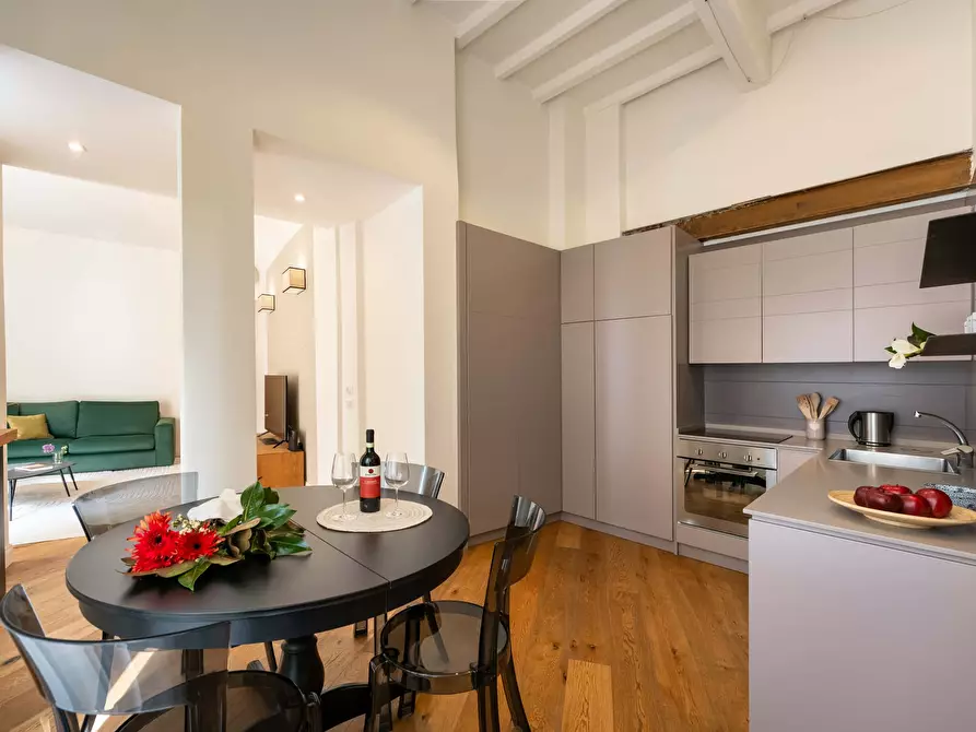 Immagine 10 di Appartamento in affitto  in Via dè Tornabuoni a Firenze