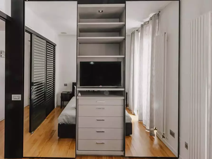 Immagine 13 di Appartamento in affitto  in Via Lazzaro Palazzi9 a Milano