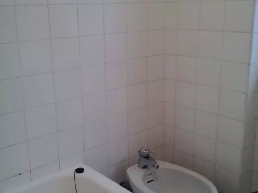 Immagine 18 di Camera in affitto  in Via Castelbarco18 a Trento