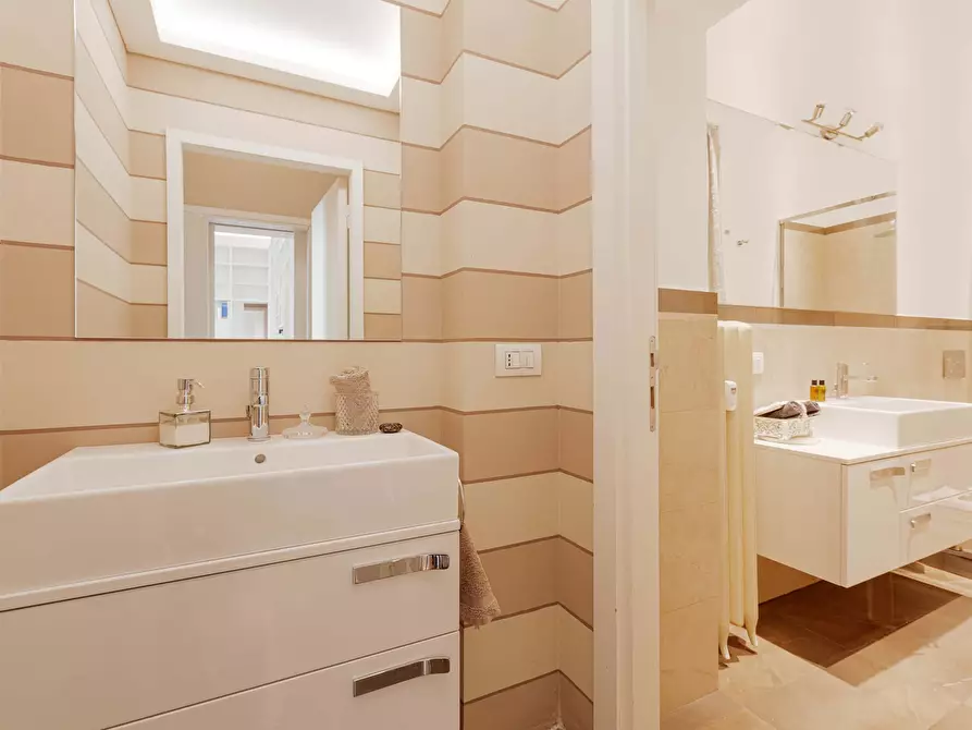 Immagine 4 di Appartamento in affitto  in Via Cernaia4 a Milano