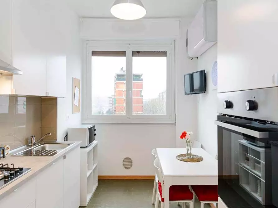 Immagine 38 di Camera in affitto  in Viale Tibaldi2 a Milano