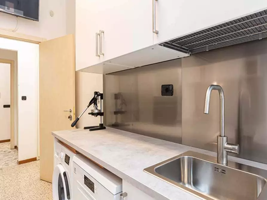 Immagine 14 di Camera in affitto  in Via Nino Bixio34 a Milano