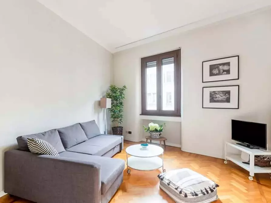 Immagine 2 di Appartamento in affitto  in Via Cesare Battisti13 a Milano